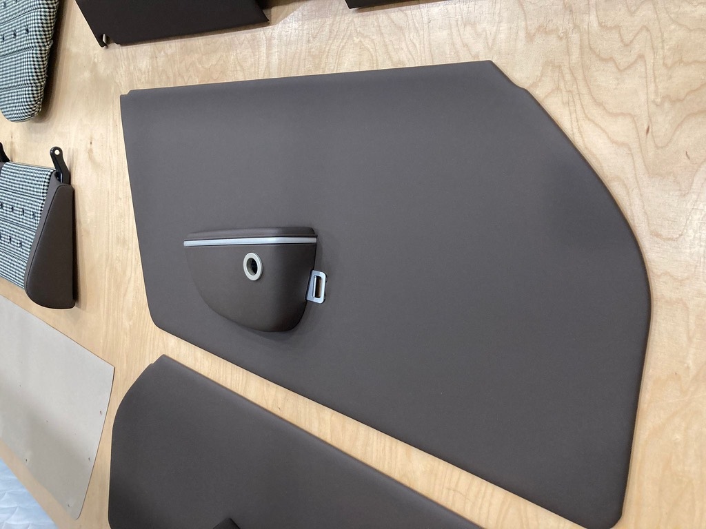 OCP - Porsche 911 Restoration (G/F-Model, 964, 993): Interior Armrests w/Storage - Image 12