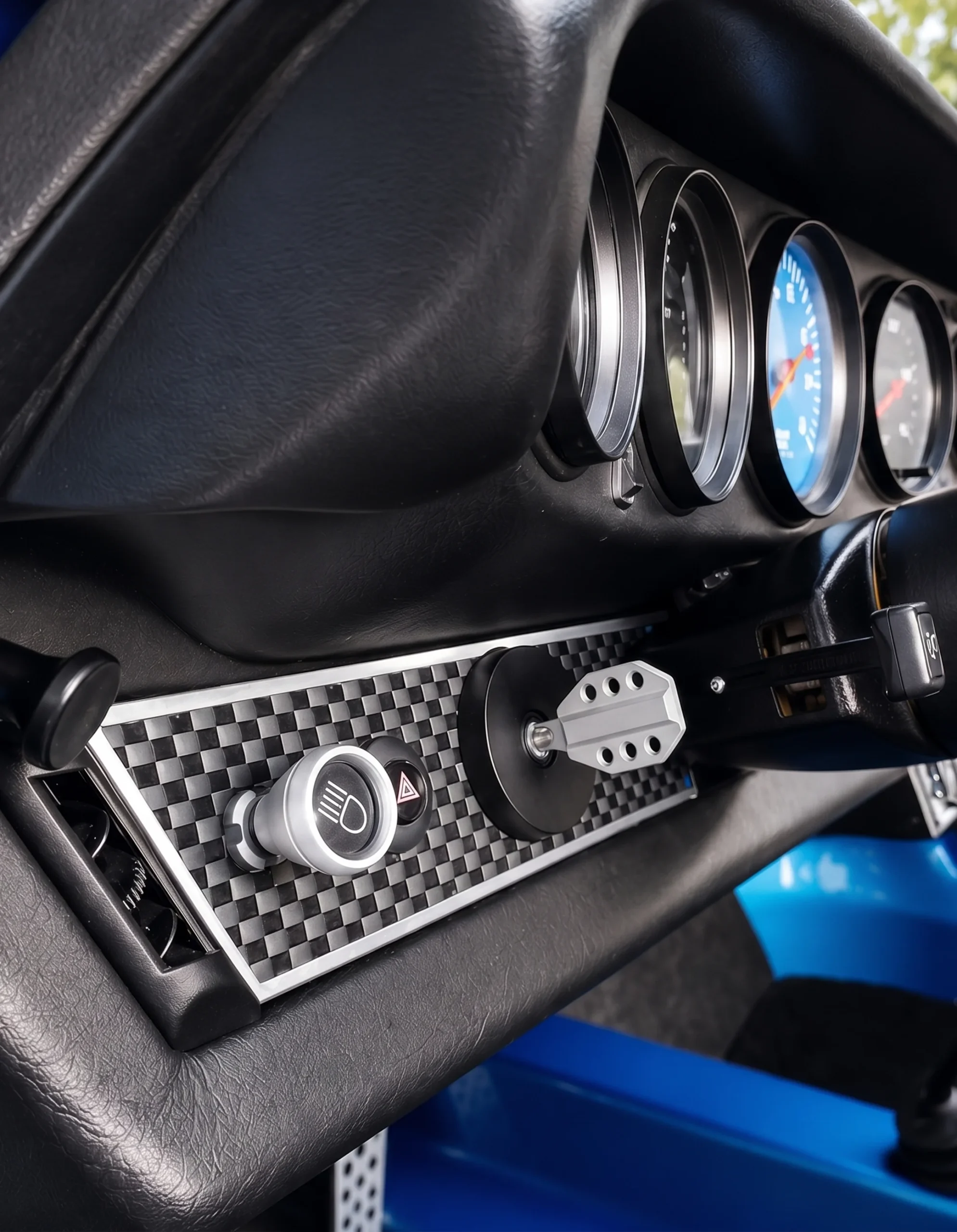 Aluminum Dashboard for Porsche 911 - G-Model