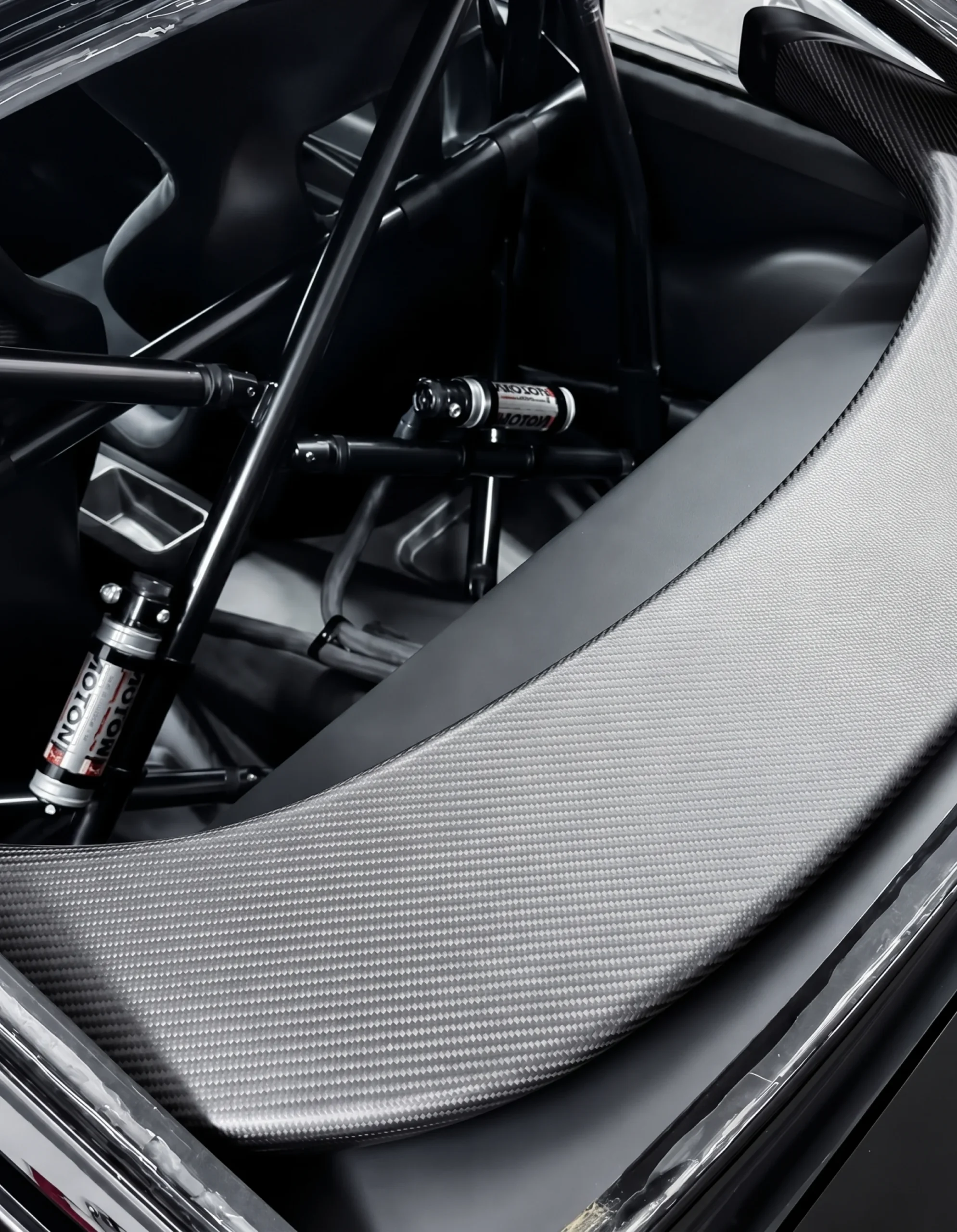 Carbon Fibre Rear Window Air Intake Kit for Porsche 964 & 993 Coupe-7