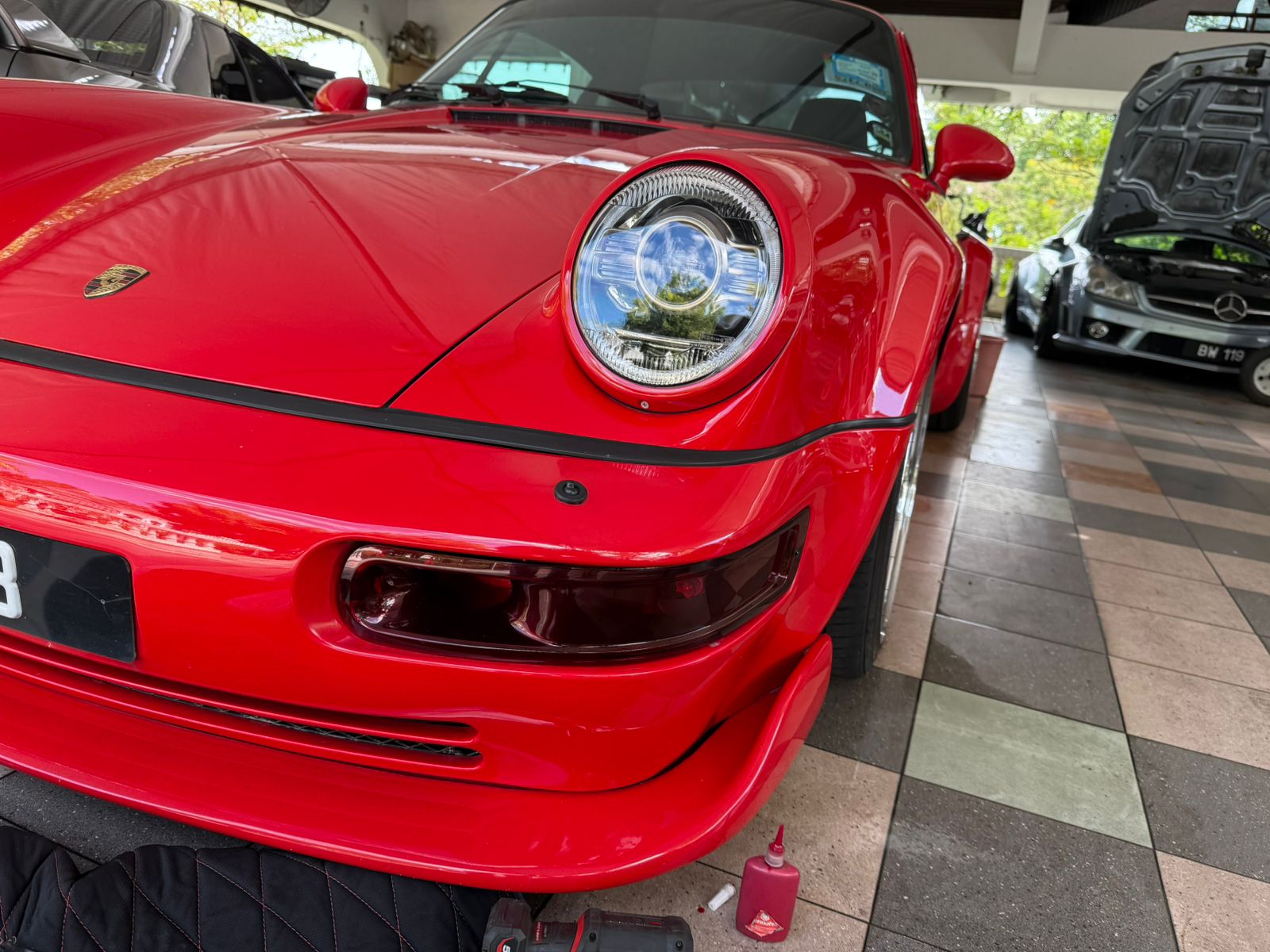 OCP - Porsche 964 restoration: Front Indicators/Brake Duct for Classic Porsche Cars