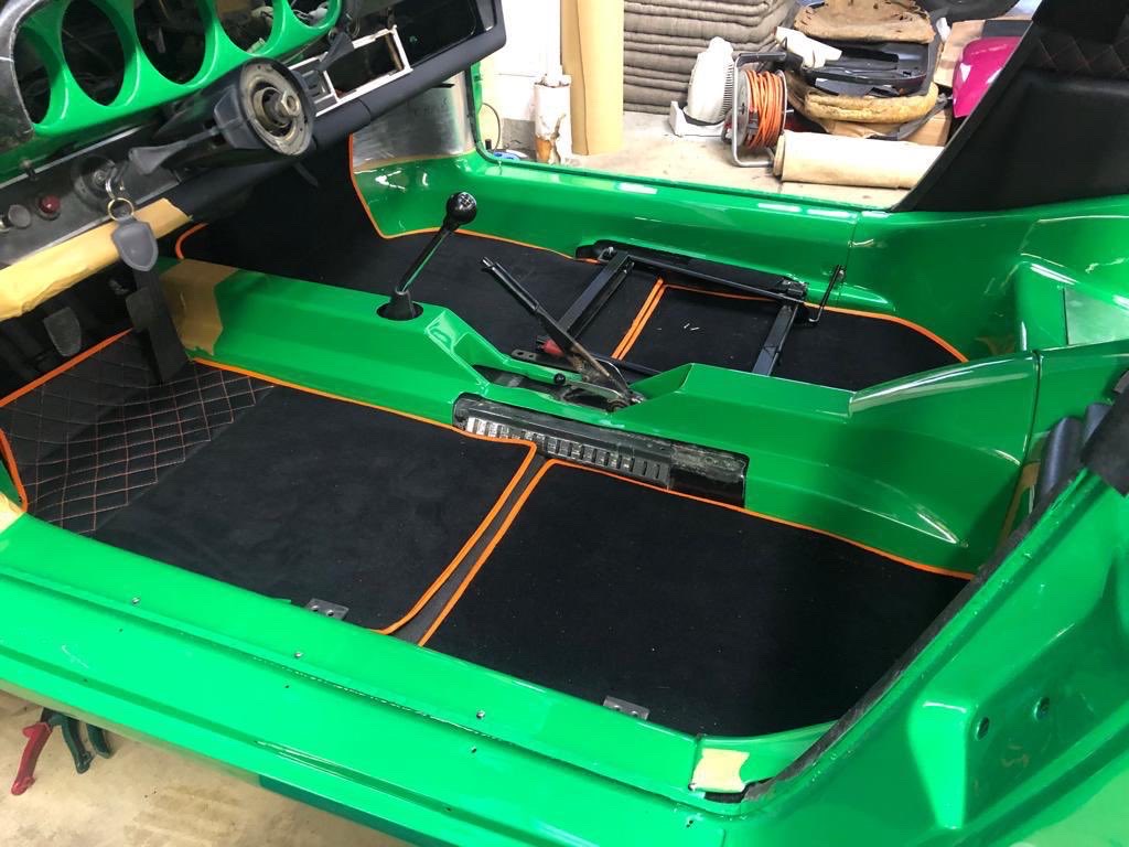 Full Carbon Fibre Interior Kit for Porsche 911 G-Model - Image 3